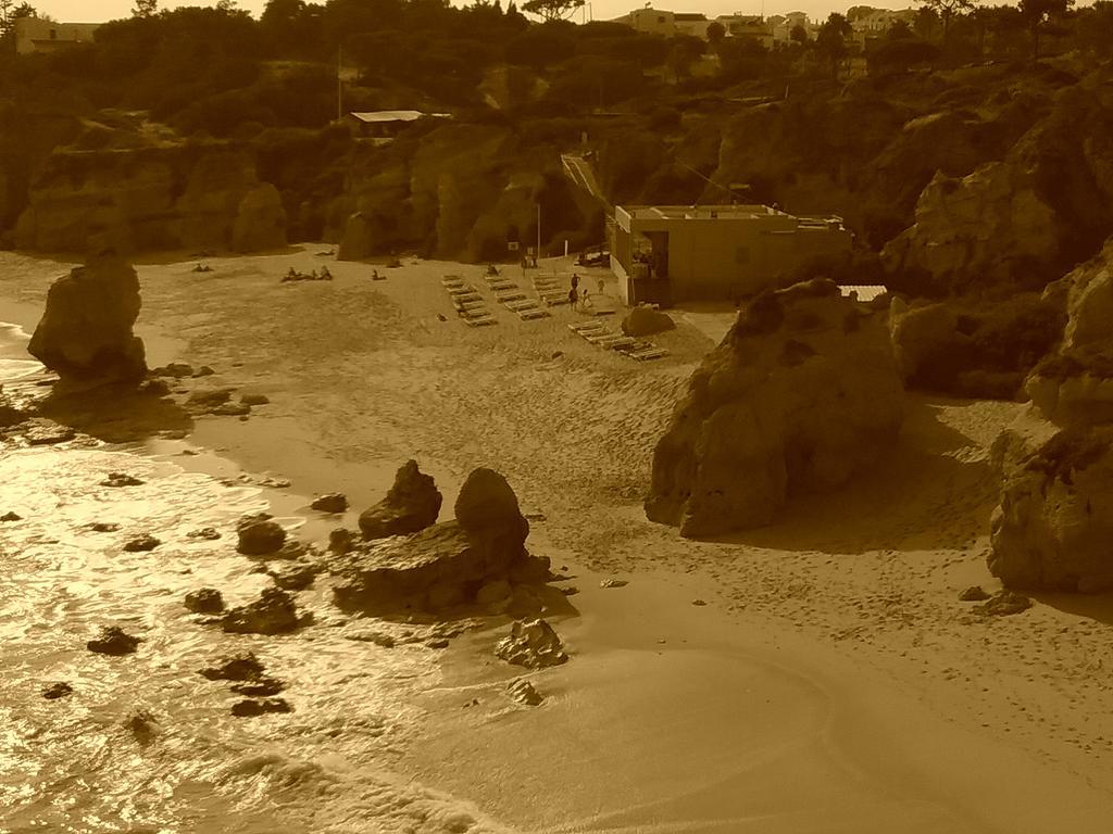 Casa Cereja 'Adults Only' Bed and Breakfast Albufeira Exteriör bild