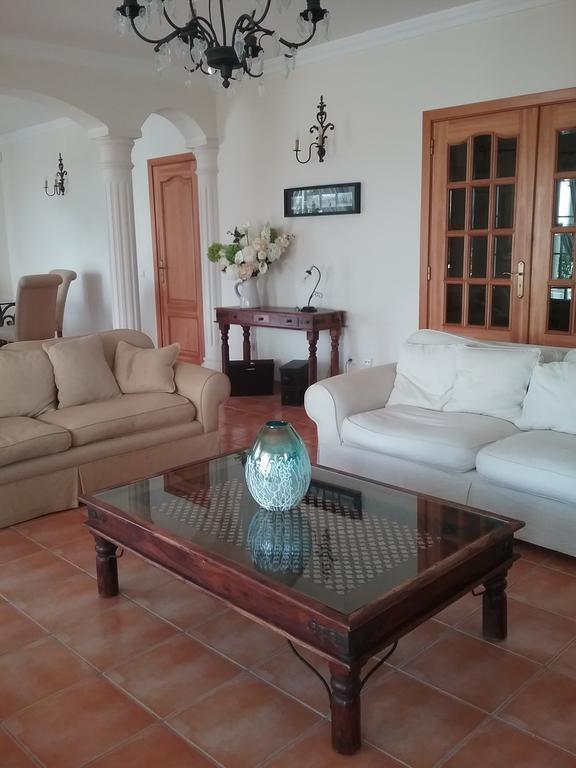 Casa Cereja 'Adults Only' Bed and Breakfast Albufeira Exteriör bild
